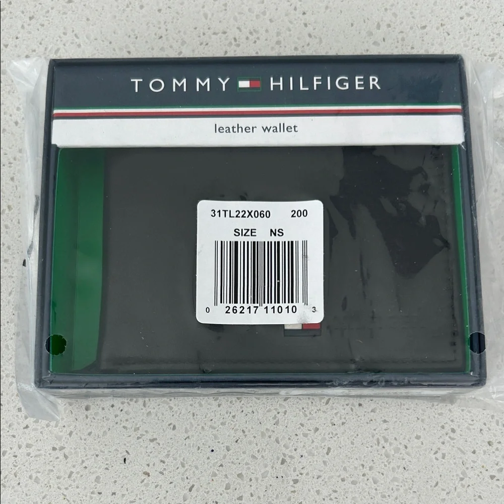 Tommy Hilfiger Dark Brown Leather Wallet